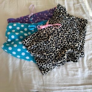 Fuzzy PJ Shorts Set!!